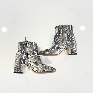 Essex Lane Women's Real leather booties Size 6M